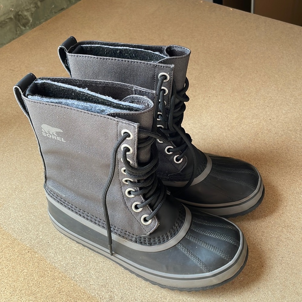Womens sorel boots for snow size 8